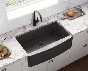 lot 3097 image: Ruvati Apron Front Farmhouse Kitchen Sink