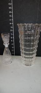 lot 1011 image: Bohemia crystal decanter with crystal vase
