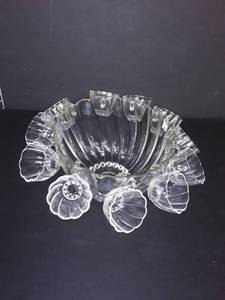 lot 1030 image: 12 pc Punch Bowl Set. 11 cups and 1 bowl