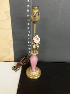 lot 1036 image: Pink and Gold Table Top Lamp