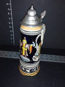lot 1071 image: Edelweiss Swiss musical beer stein