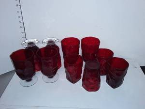 lot 1076 image: 10 pc. Red Glasses 6 Goblets and 4 glasses