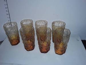 lot 1082 image: 7 Burnt Orange Drinking Glasses