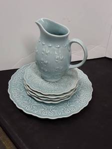 lot 1085 image: 6 pc. Vera Bradley Dessert Serving Set