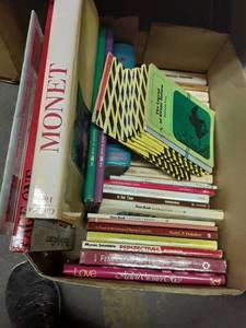 lot 1096 image: Assorted Books