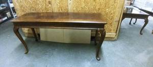lot 1105 image: Queen Anne style mahogany sofa table 27 x 54 x 18 in