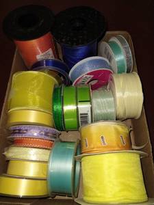 lot 1527 image: Assortment of ribbon