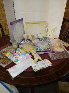 lot 1539 image: Easter themed placemats, stickers, treat bags, and more