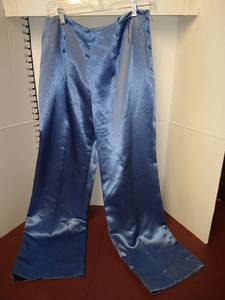 lot 1555 image: Assorted dress clothes size small, medium, and large
