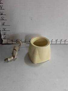 lot 2023 image: General Electric Bottle Warmer