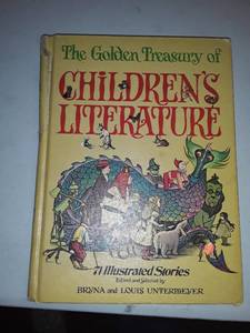 lot 2032 image: The Golden Treasury of Childrens Literature