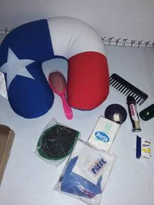 lot 2058 image: Miscellaneous lot of hygiene items