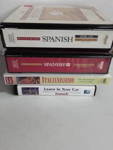 lot 2071 image: Learn a new language....Spanish, Italian and French