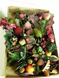 lot 2077 image: Lot of Faux Christmas Decor