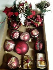 lot 2080 image: Christmas Decor. Glass Ball Ornaments, and Faux Flowers