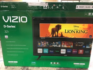lot 57224 image: VIZIO - 32 Class D-Series LED Full HD SmartCast TV