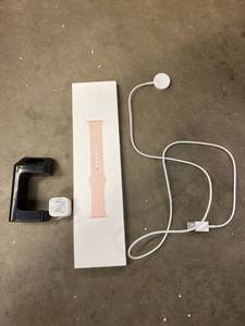 lot 1152 image: Lot of Miscellaneous Apple Watch Accessories (Band, Charger, Base, Etc)