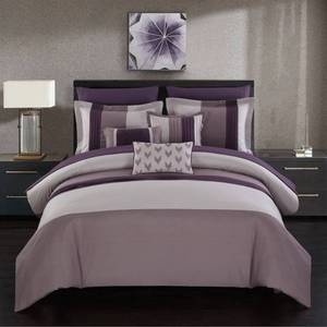 lot 1173 image: Chic Home Ayelet 10 Piece King Bed In a Bag Comforter Set Bedding
