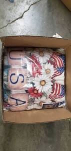 lot 1238 image: Home Reflections Set of 3 Americana Pillows Flowers