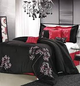 lot 1391 image: Chic Home 8-Piece Pink Floral Embroidered Comforter Set, King, Black