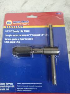 lot 33815 image: TW-263 tap t wrench