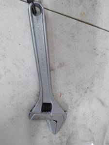 lot 33824 image: Carlyle Hand Tools Aw8 8 Inch Adjustable Wrench