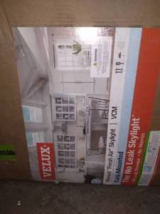 lot 33873 image: skylight