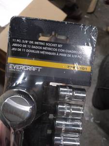 lot 33901 image: 774-0101 38 socket set