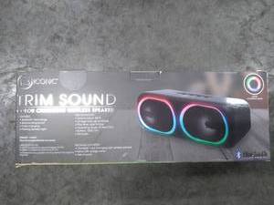 lot 33927 image: Bionic Trim Color Changing Speaker