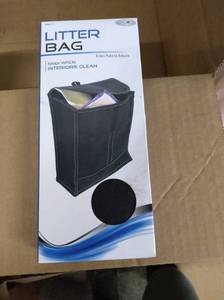 lot 33778 image: Custom Accessories 98211 Black Boxed Litter Bag