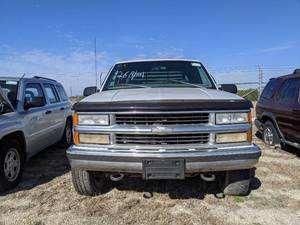 lot 1345 image: 1998 Chevrolet 2500