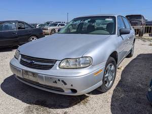 lot 1398 image: 2003 Chevy Malibu