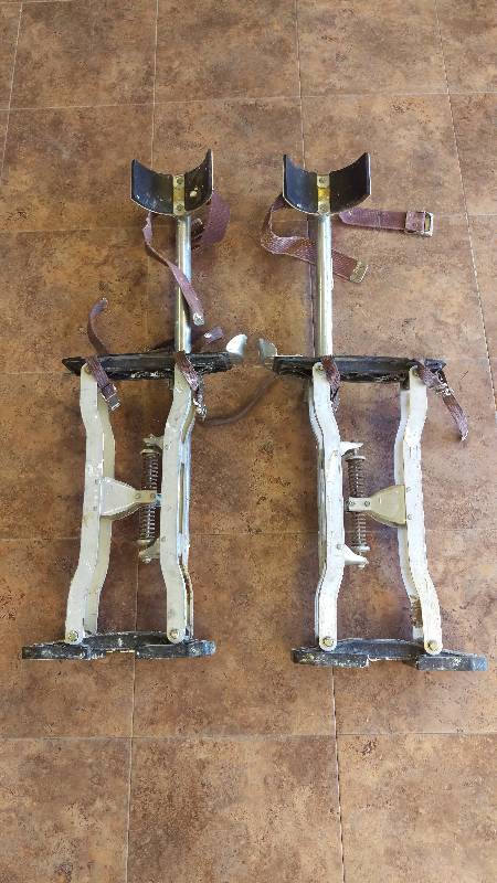 lot 16 image: Drywall Stilts
