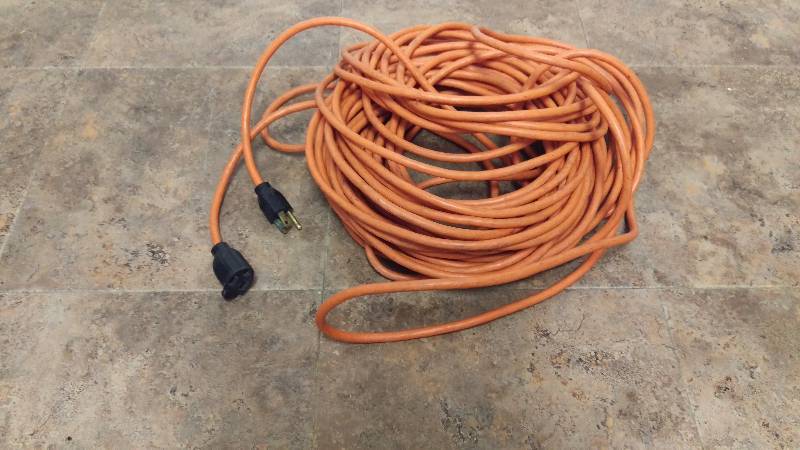lot 20 image: 50 Extension Cord