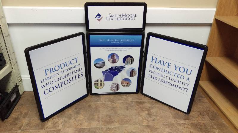 lot 54 image: Tri-Fold Velcro Tabletop Display 59x25 34 in Center