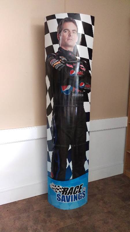 lot 56 image: 17x72 Racing Store Display