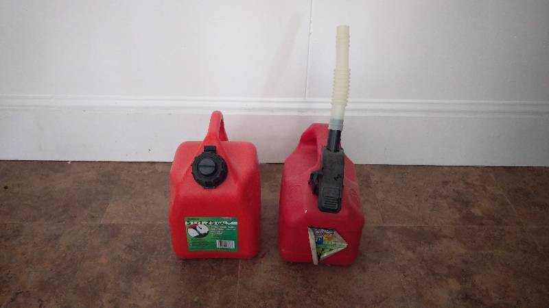 lot 65 image: 2 Gasoline Containers