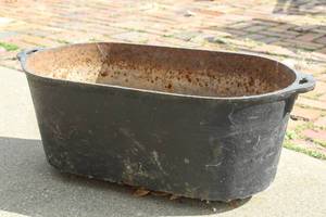 lot 8174 image: Cast Iron Garden Tub Planter 25 L x 10 W