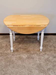 lot 8137 image: Round Drop Leaf Table - Oak & White