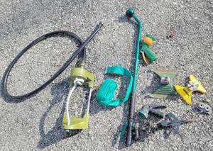 lot 8183 image: Variety of Sprinklers and Hose Sprayers Nozzles