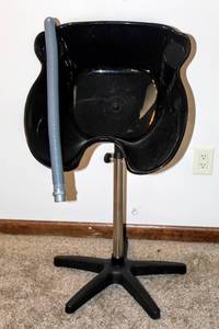 lot 8306 image: Portable Shampoo Basin Hair Washing Sink with Drain