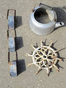 lot 8199 image: Vintage Garden Decor