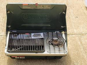 lot 8207 image: Coleman Propane Grill  Stove Model 9921 - Green