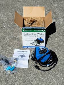 lot 8215 image: Watts 500800 Instant Hot Water Recirculating Pump System with 24 Hr Timer