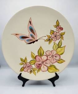 lot 8272 image: Holland Mold Hand Painted Plate Butterfly Floral Design - Signed and Dated 1961