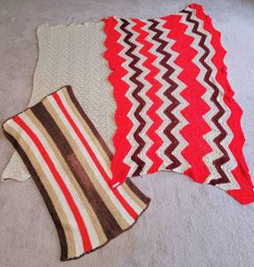 lot 8289 image: (3) Afghans