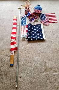 lot 8302 image: 4th of July Party Lot  American Flag & Pole