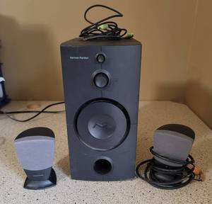 lot 8364 image: Harman Kardon Computer Speakers