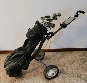 lot 8379 image: MacGregor Tourney XP270 (11) pc Golf Club Set and Spalding bag w Pull Cart  (3) Additional Golf Clubs