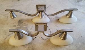 lot 8411 image: (2) Brushed Nickel Vanity Bath Light Bars - 31.25 W and 20 W